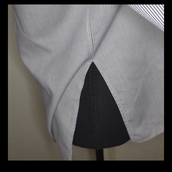 Striped blue and white shirt size 38. Size 6 in US size. - Picture 5 of 9
